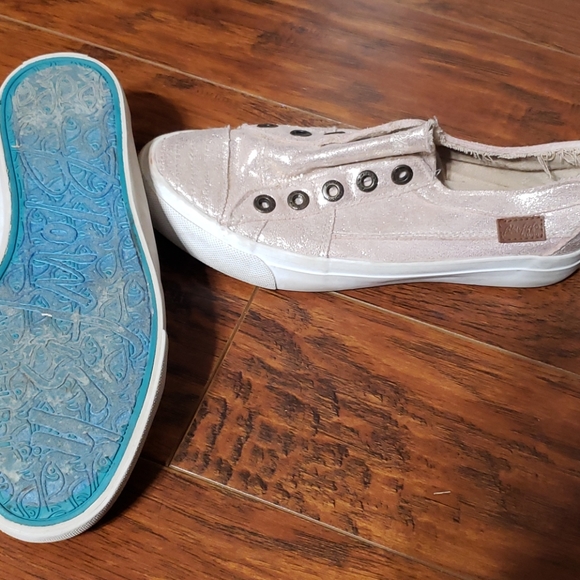 Blowfish tieless shoes - Picture 3 of 4